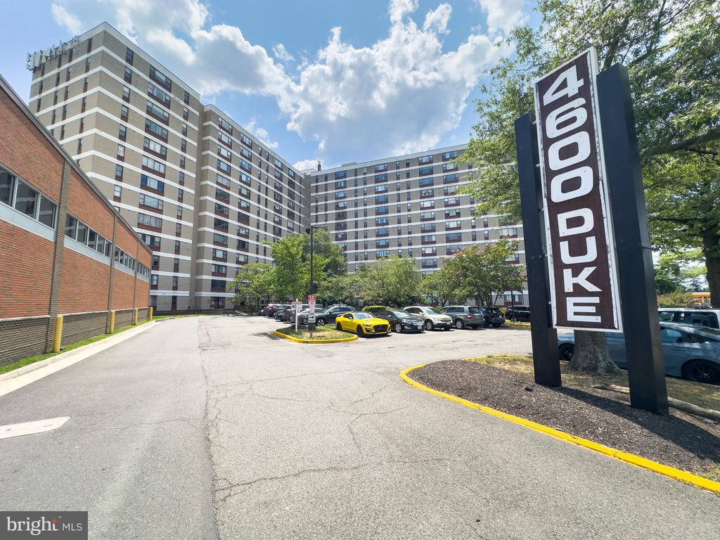 4600 DUKE STREET Unit: 519