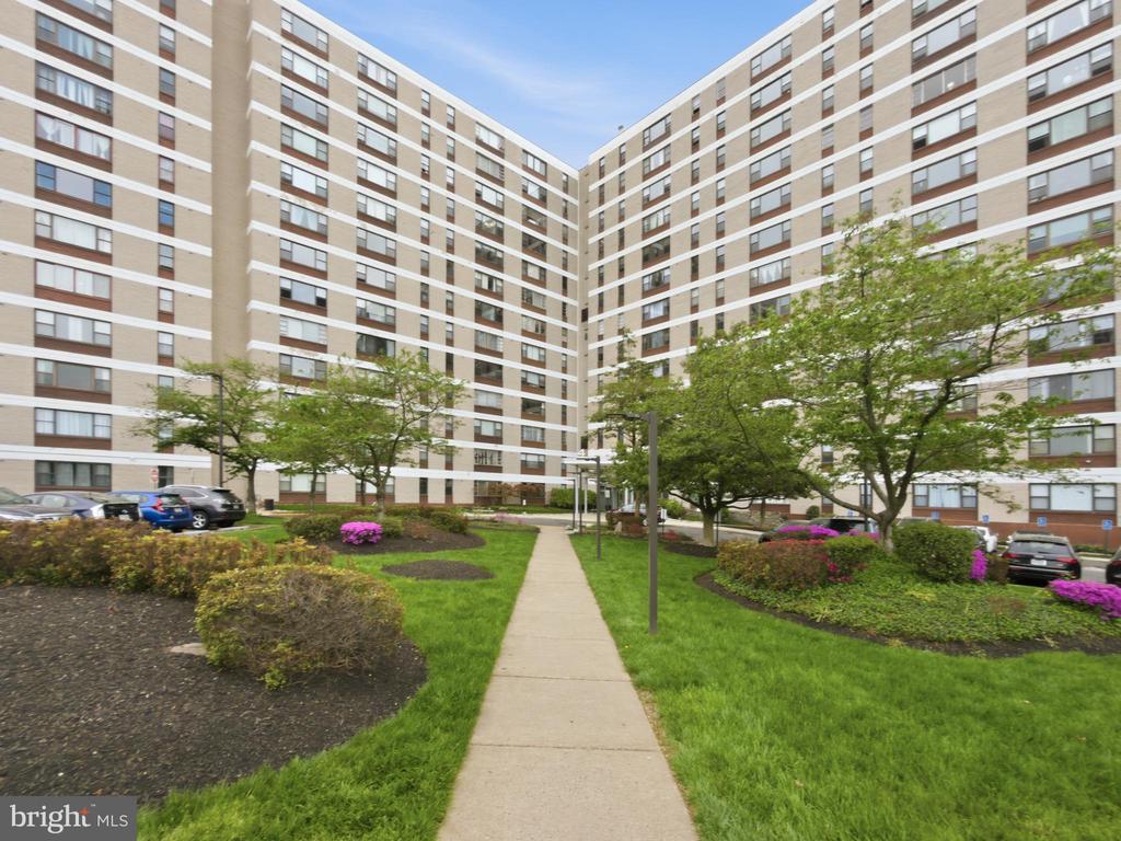 4600 DUKE STREET Unit: 519