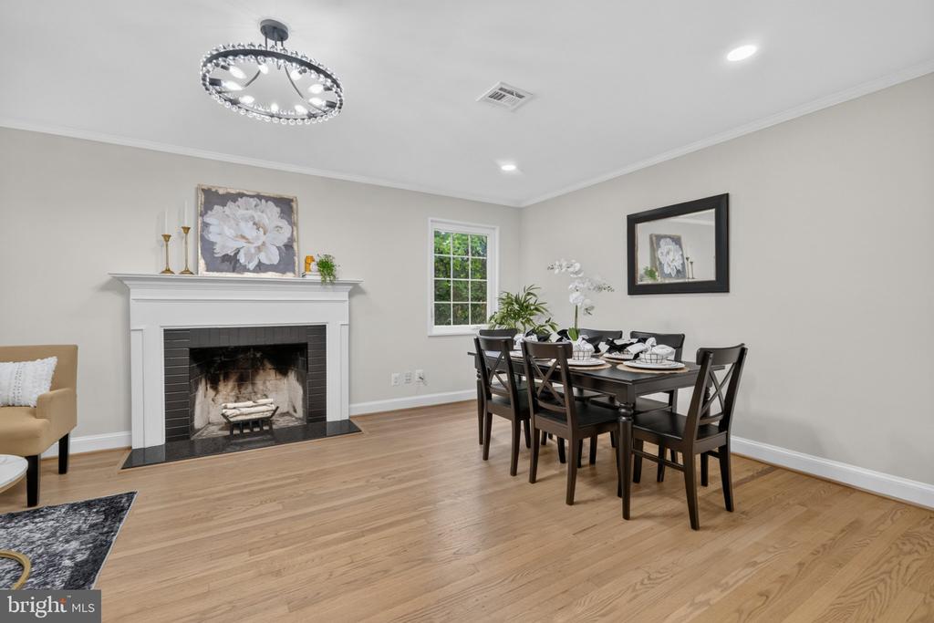 313 VASSAR ROAD