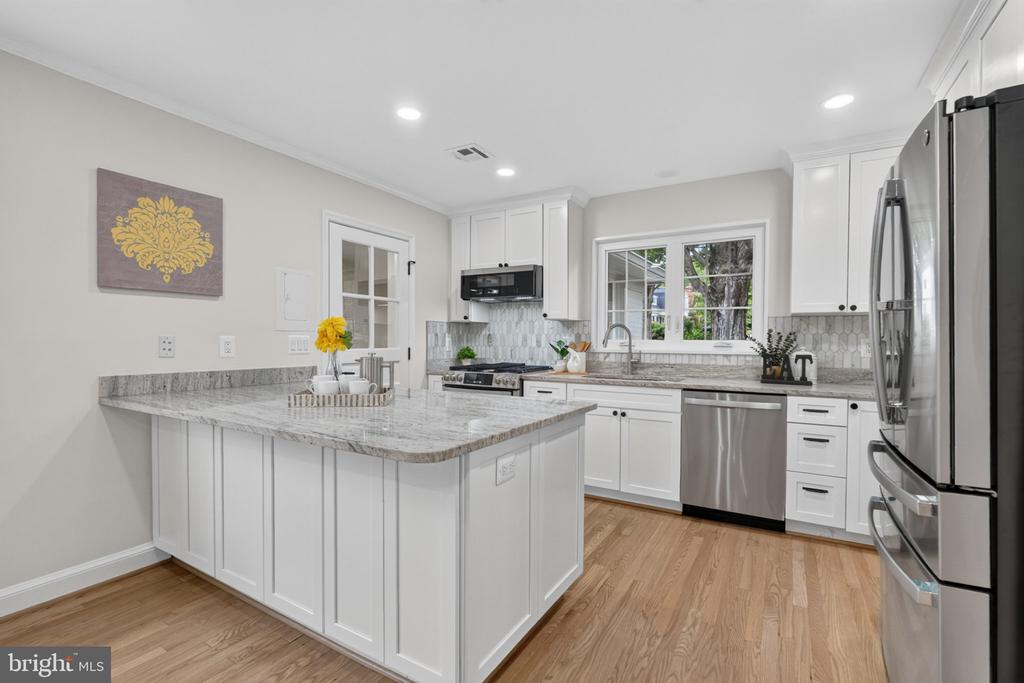 313 VASSAR ROAD