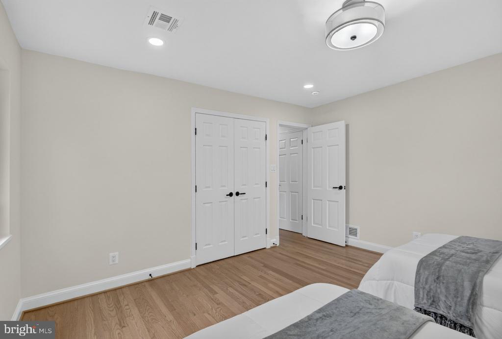 313 VASSAR ROAD