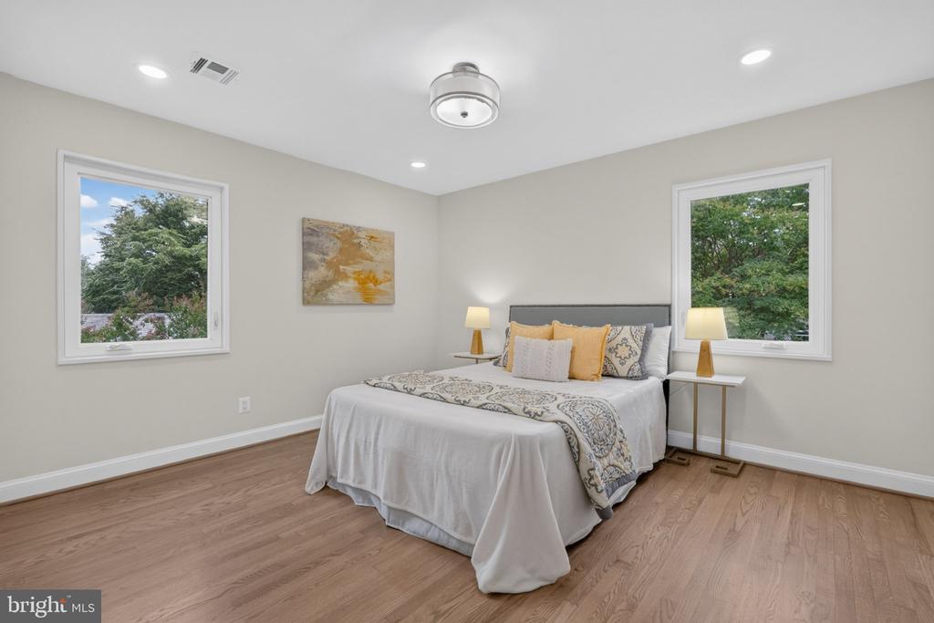 313 VASSAR ROAD
