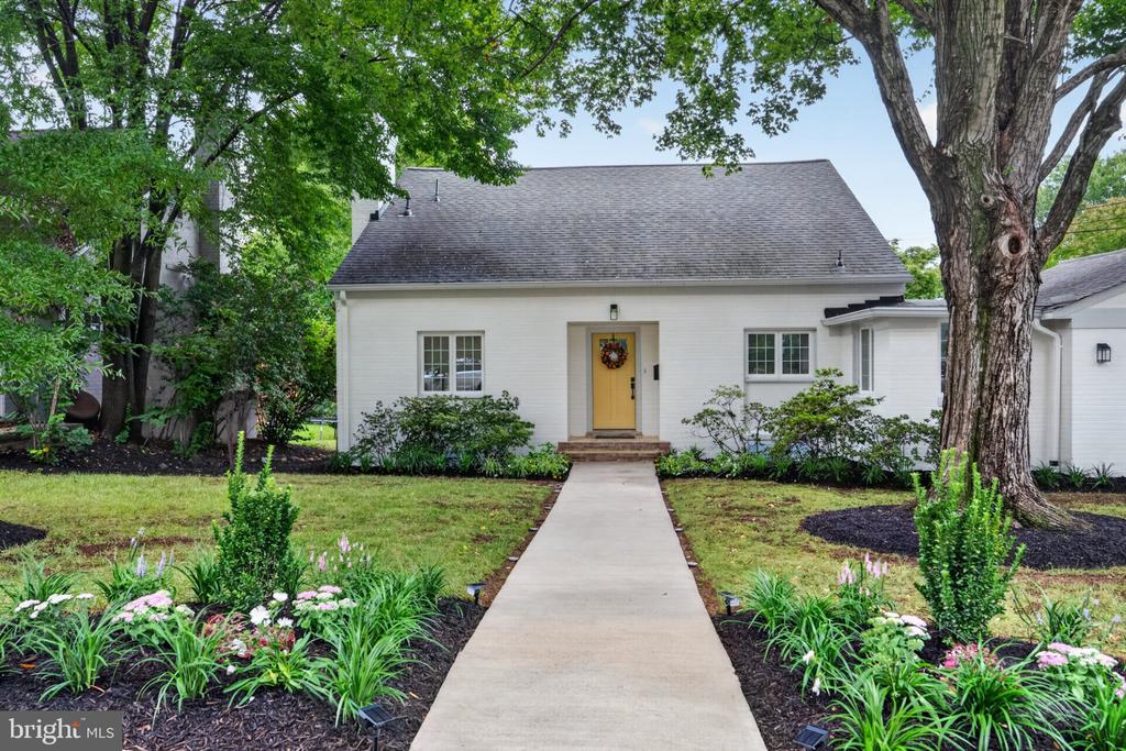 313 VASSAR ROAD