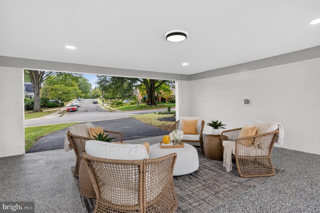 313 VASSAR ROAD