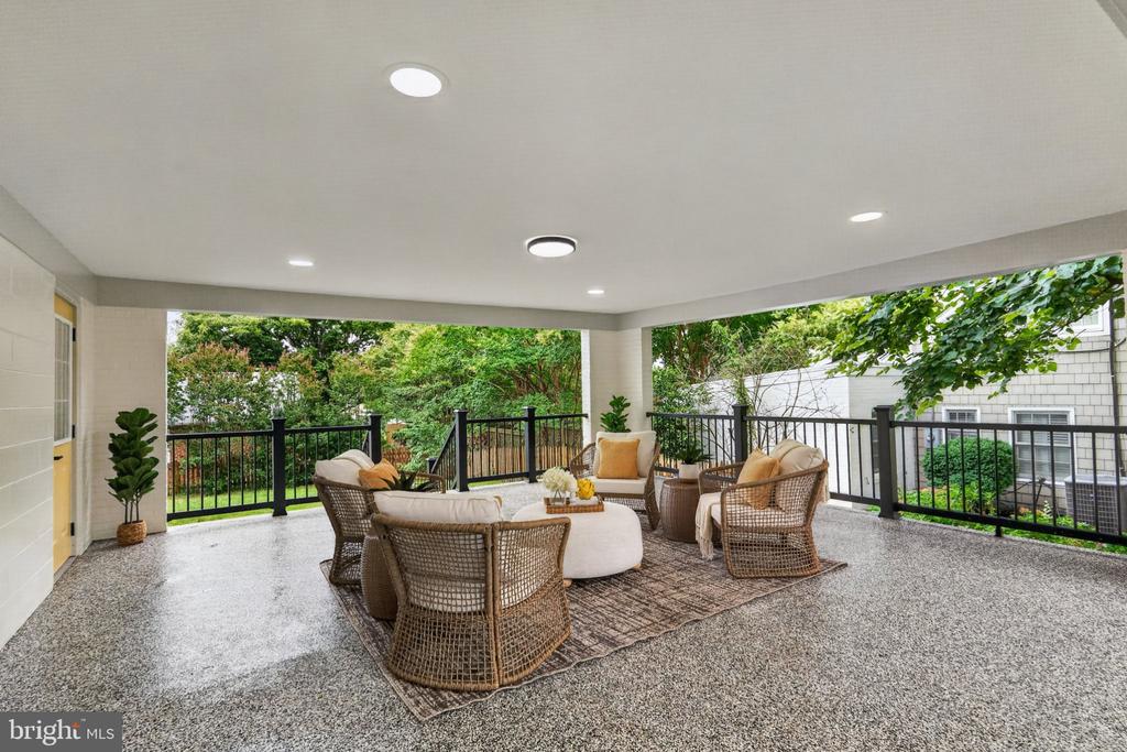 313 VASSAR ROAD