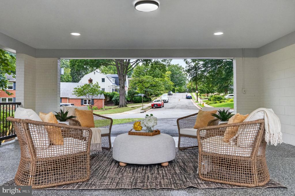 313 VASSAR ROAD