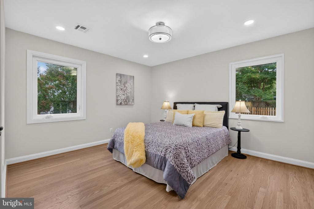 313 VASSAR ROAD