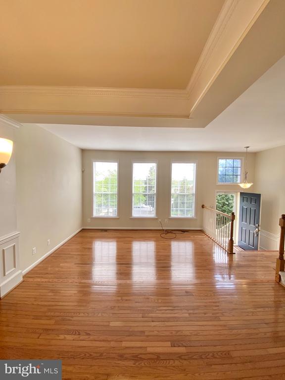 81 ARELL COURT
