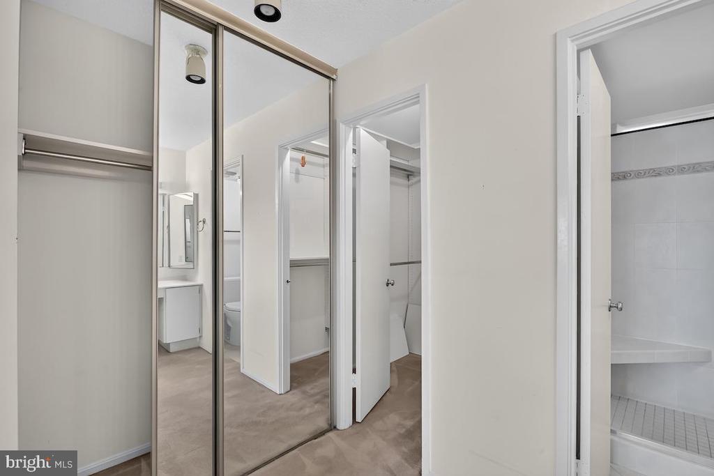 307 YOAKUM PARKWAY Unit: 1507