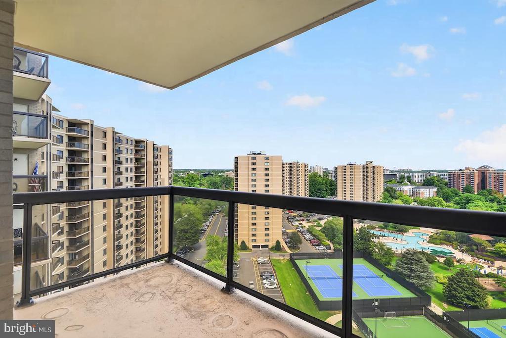 307 YOAKUM PARKWAY Unit: 1507
