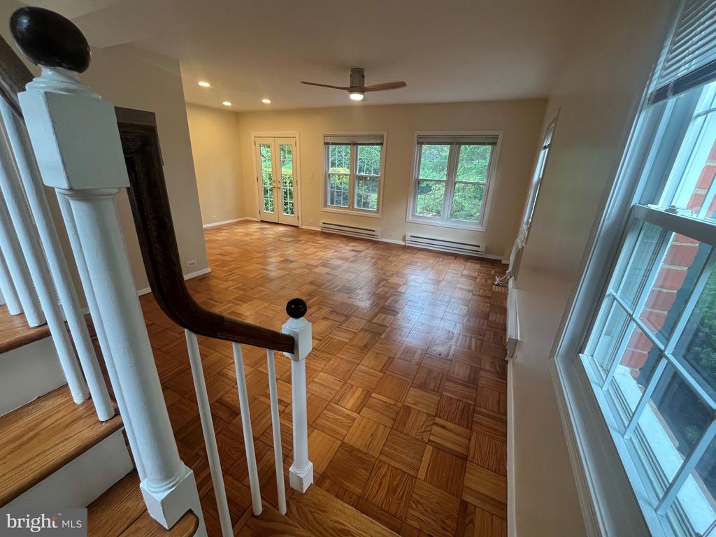3601 GREENWAY PLACE Unit: 530-36