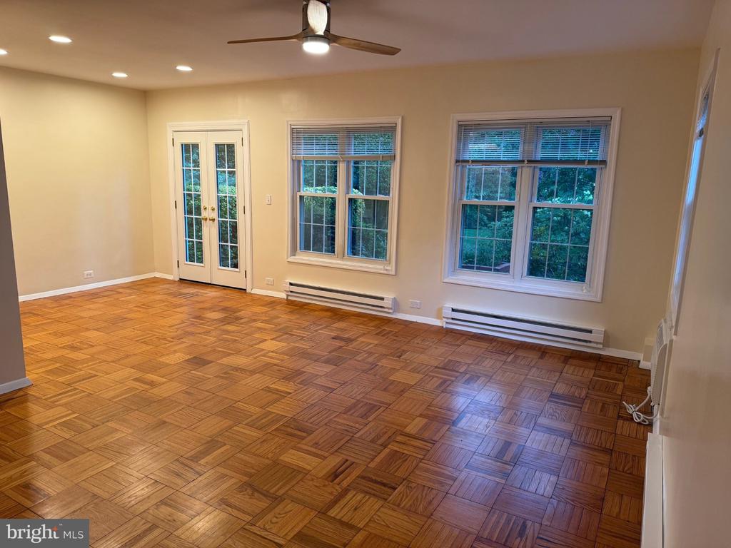 3601 GREENWAY PLACE Unit: 530-36