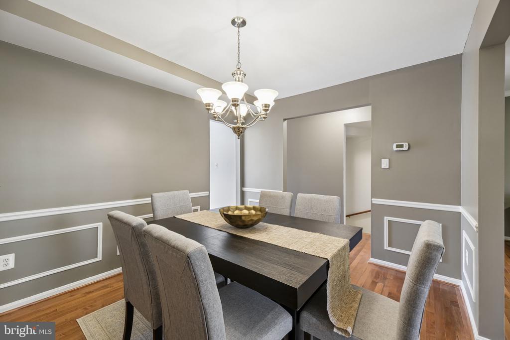 2663 CENTENNIAL COURT