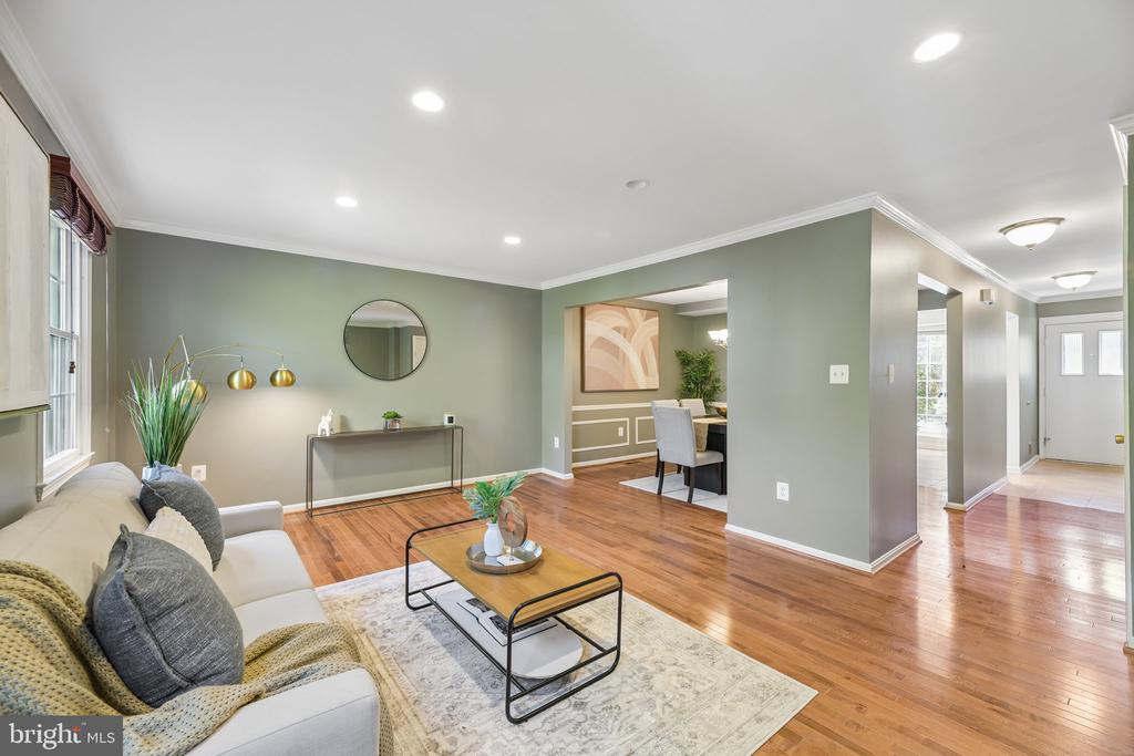 2663 CENTENNIAL COURT