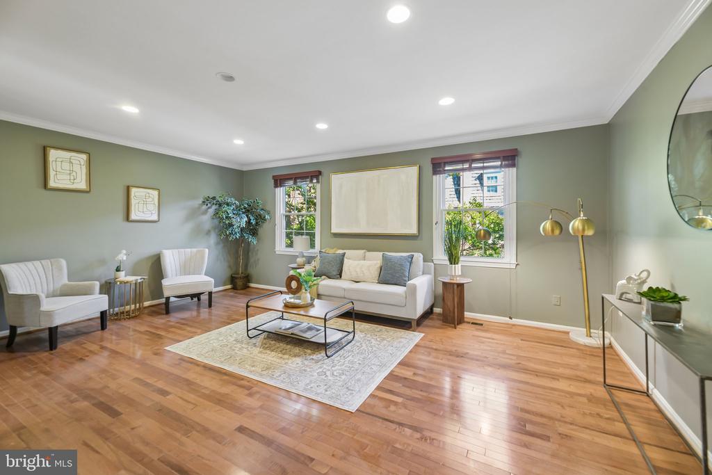 2663 CENTENNIAL COURT