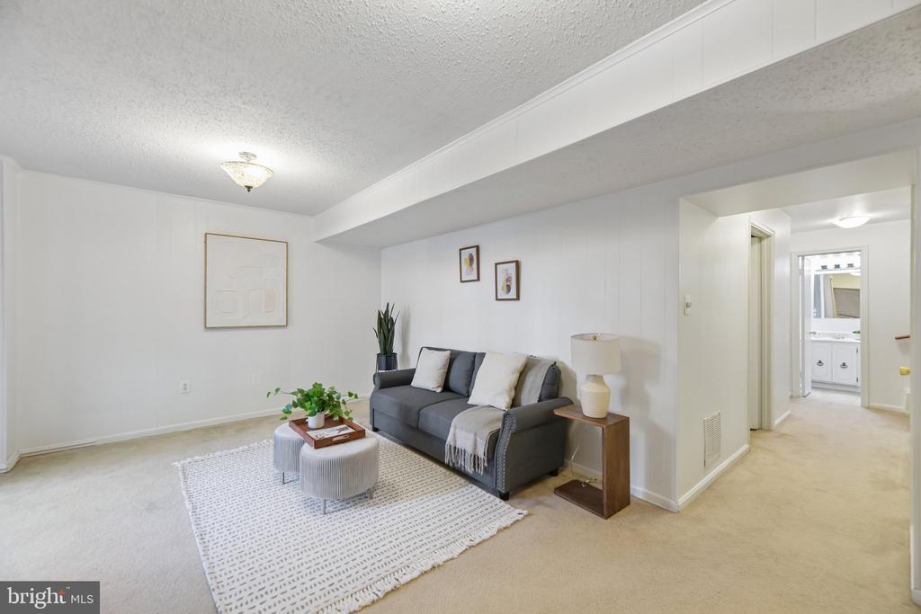 2663 CENTENNIAL COURT