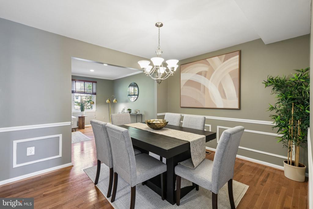 2663 CENTENNIAL COURT