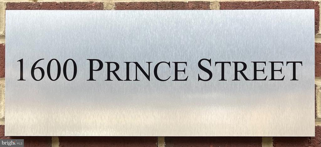 1600 PRINCE STREET Unit: 210