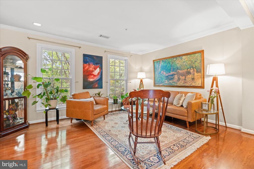 709 MASSEY LANE Unit: B