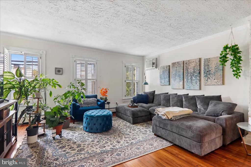 117 PAYNE STREET N Unit: 2