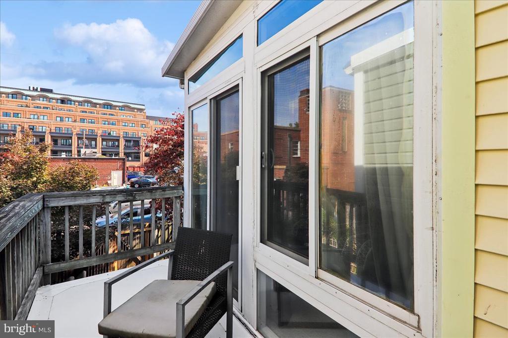 117 PAYNE STREET N Unit: 2