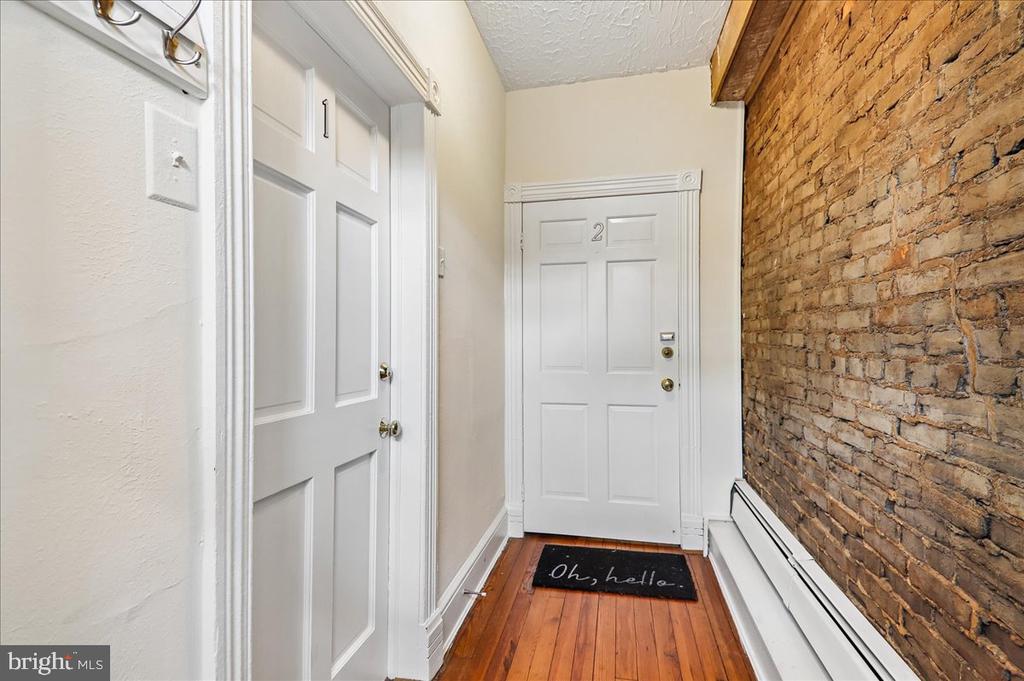 117 PAYNE STREET N Unit: 2
