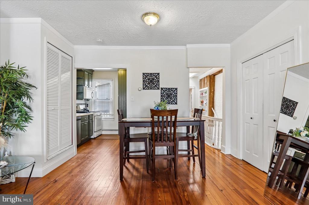 117 PAYNE STREET N Unit: 2