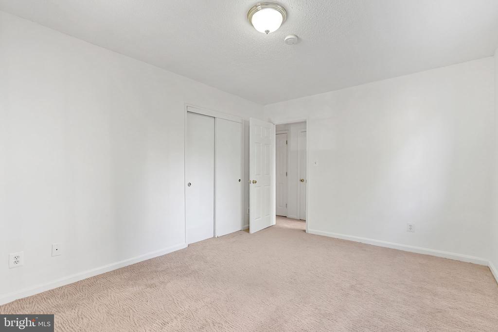 415 N WEST STREET Unit: 3