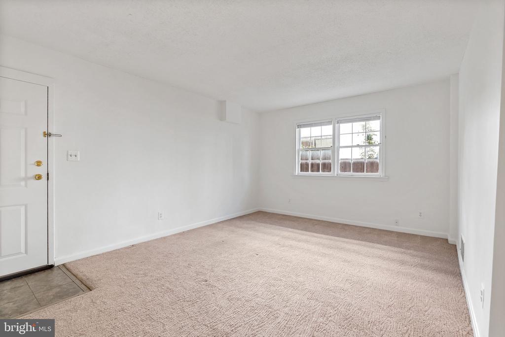 415 N WEST STREET Unit: 3