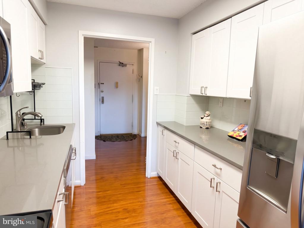 5300 HOLMES RUN PARKWAY Unit: 307
