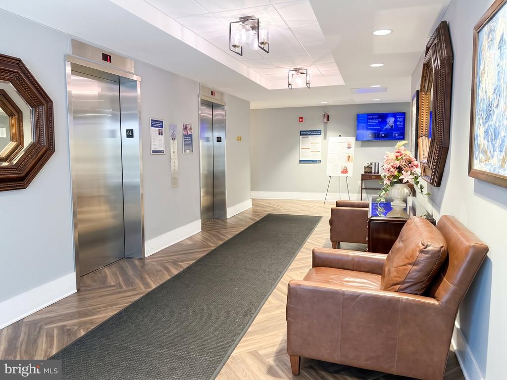 5300 HOLMES RUN PARKWAY Unit: 307
