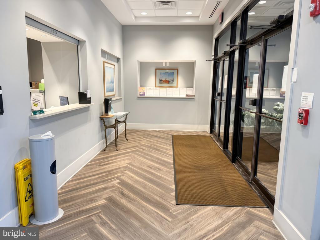 5300 HOLMES RUN PARKWAY Unit: 307