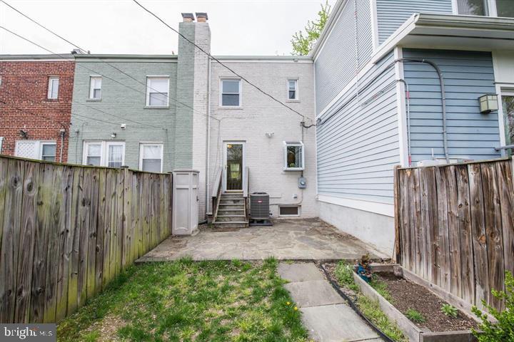 411 MOUNT VERNON AVENUE