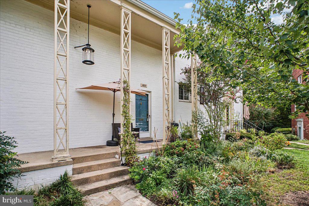 1600 Ripon Place Alexandria VA