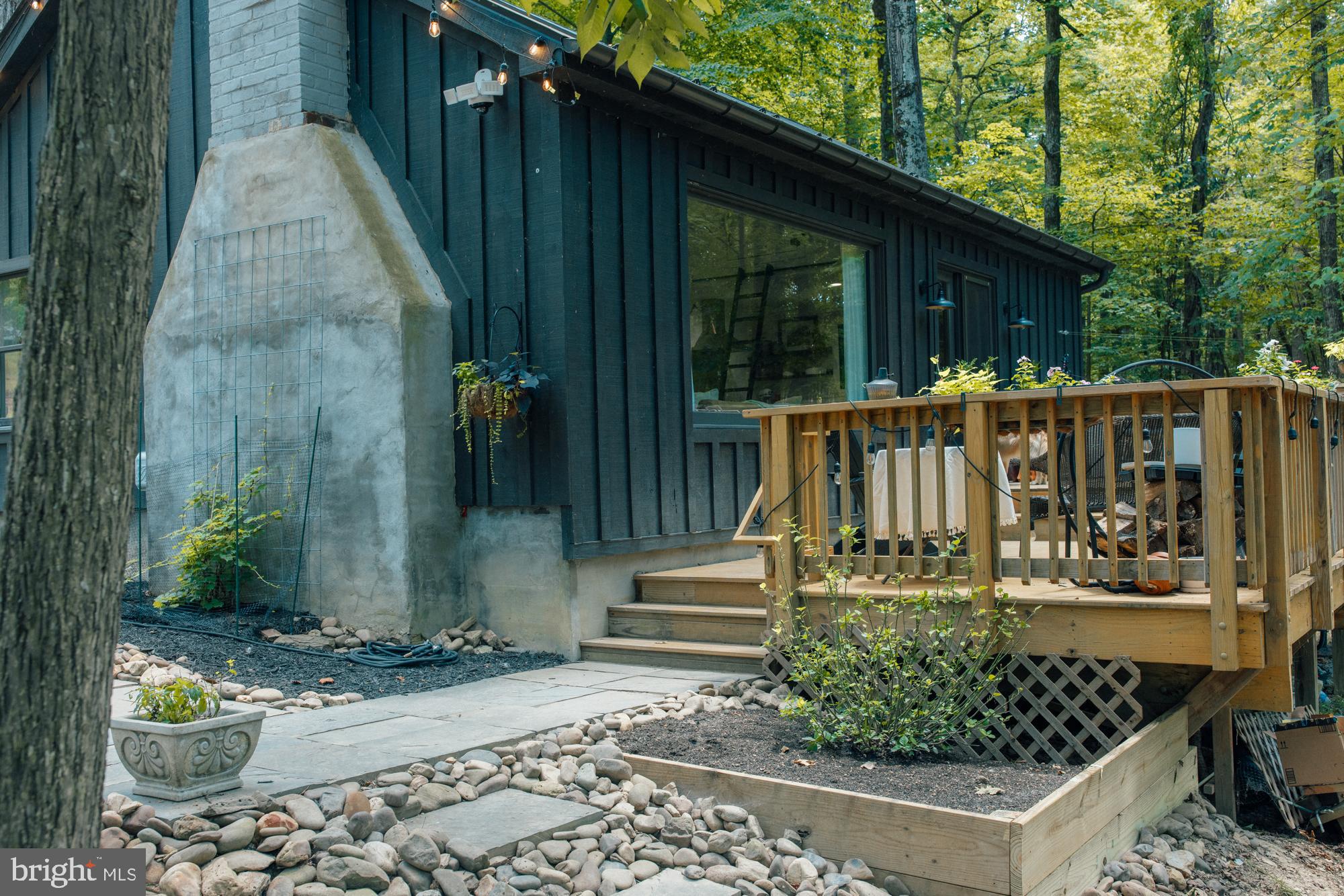 167 POPLAR LANE