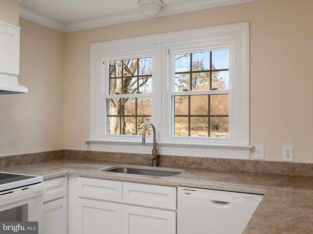 237 SUMMERVILLE ROAD