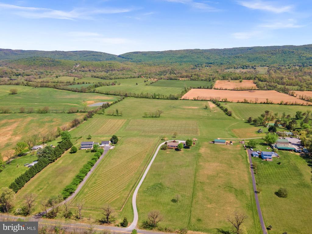 739 QUARRY ROAD
