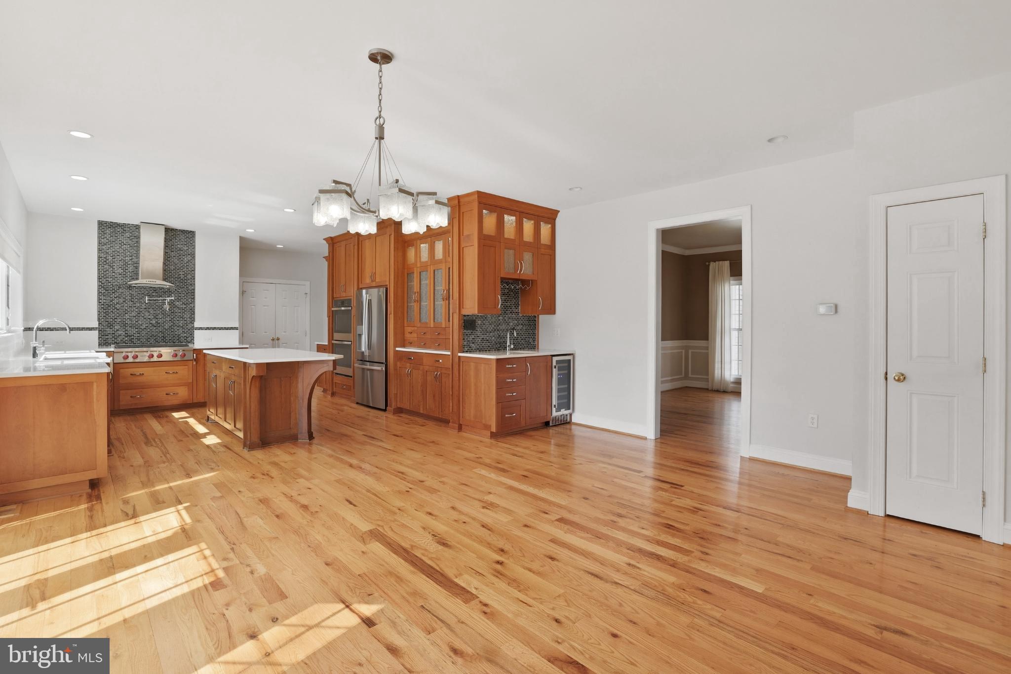 413 MONTGOMERY COURT