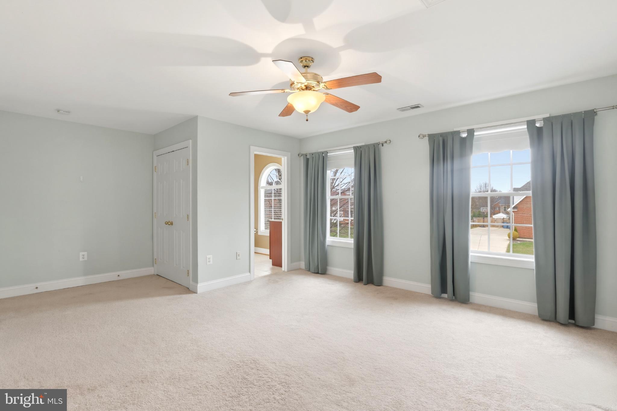 413 MONTGOMERY COURT