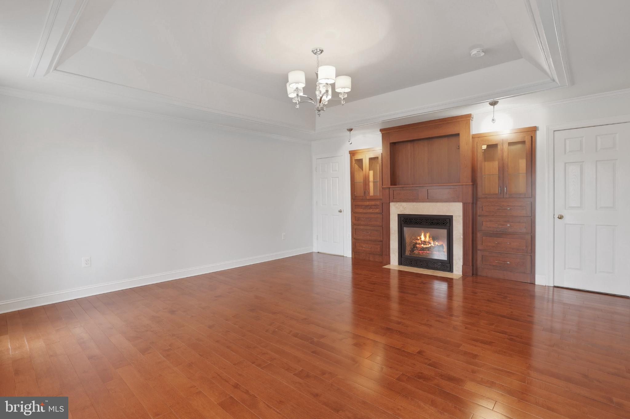 413 MONTGOMERY COURT
