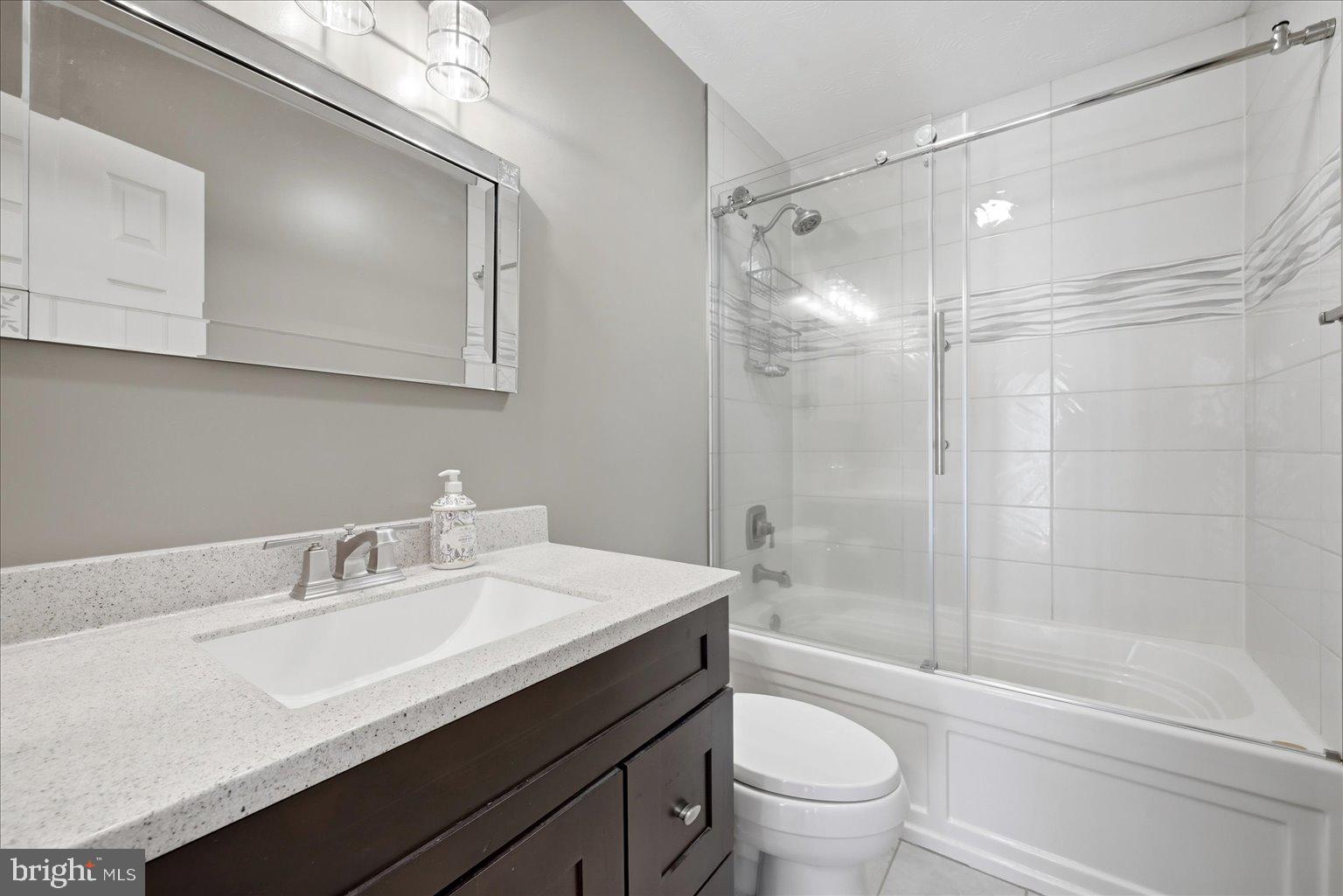 22009 BLUE RIDGE MTN ROAD