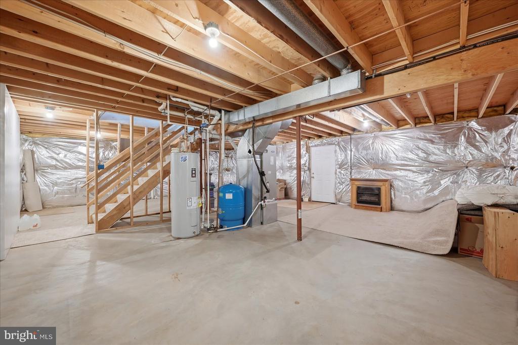 22009 BLUE RIDGE MTN ROAD
