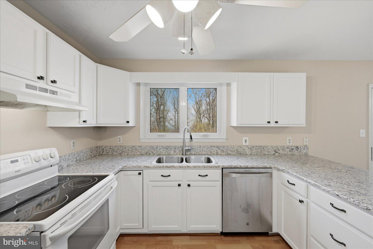 22009 BLUE RIDGE MTN ROAD