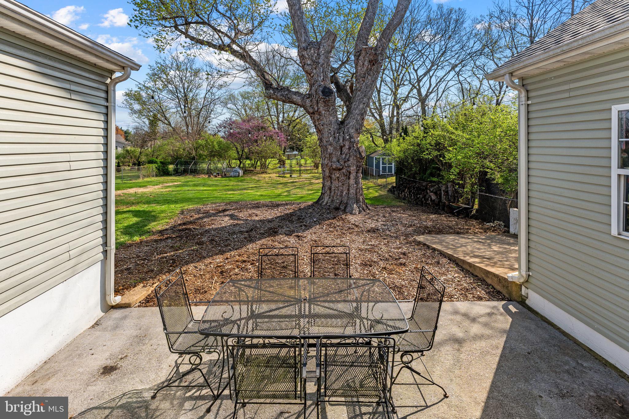 22 JACK ENDERS BOULEVARD