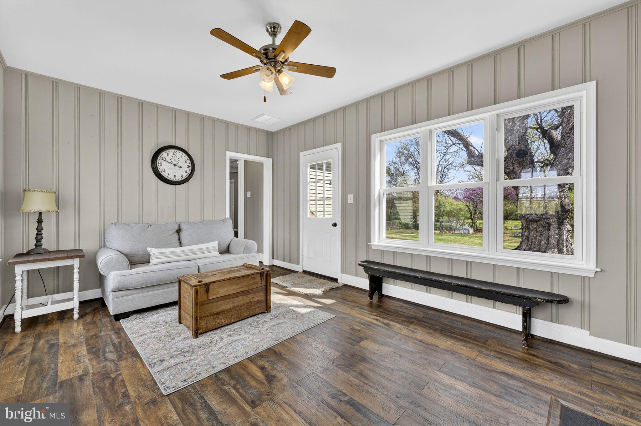 22 JACK ENDERS BOULEVARD