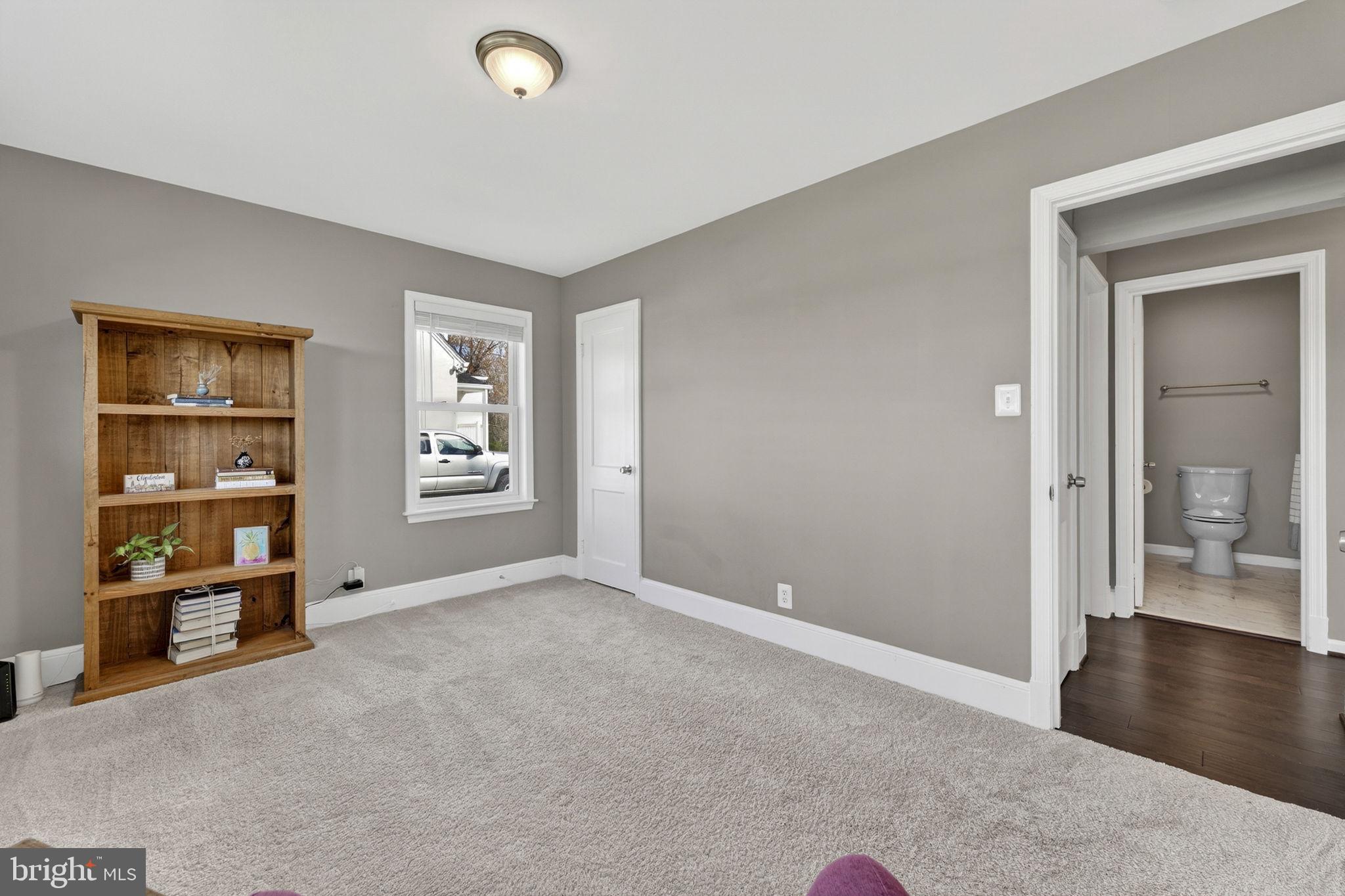 22 JACK ENDERS BOULEVARD