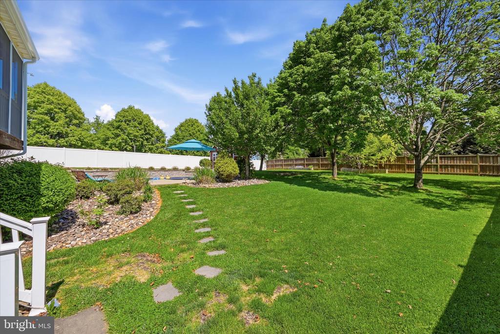 310 BRECKINRIDGE COURT