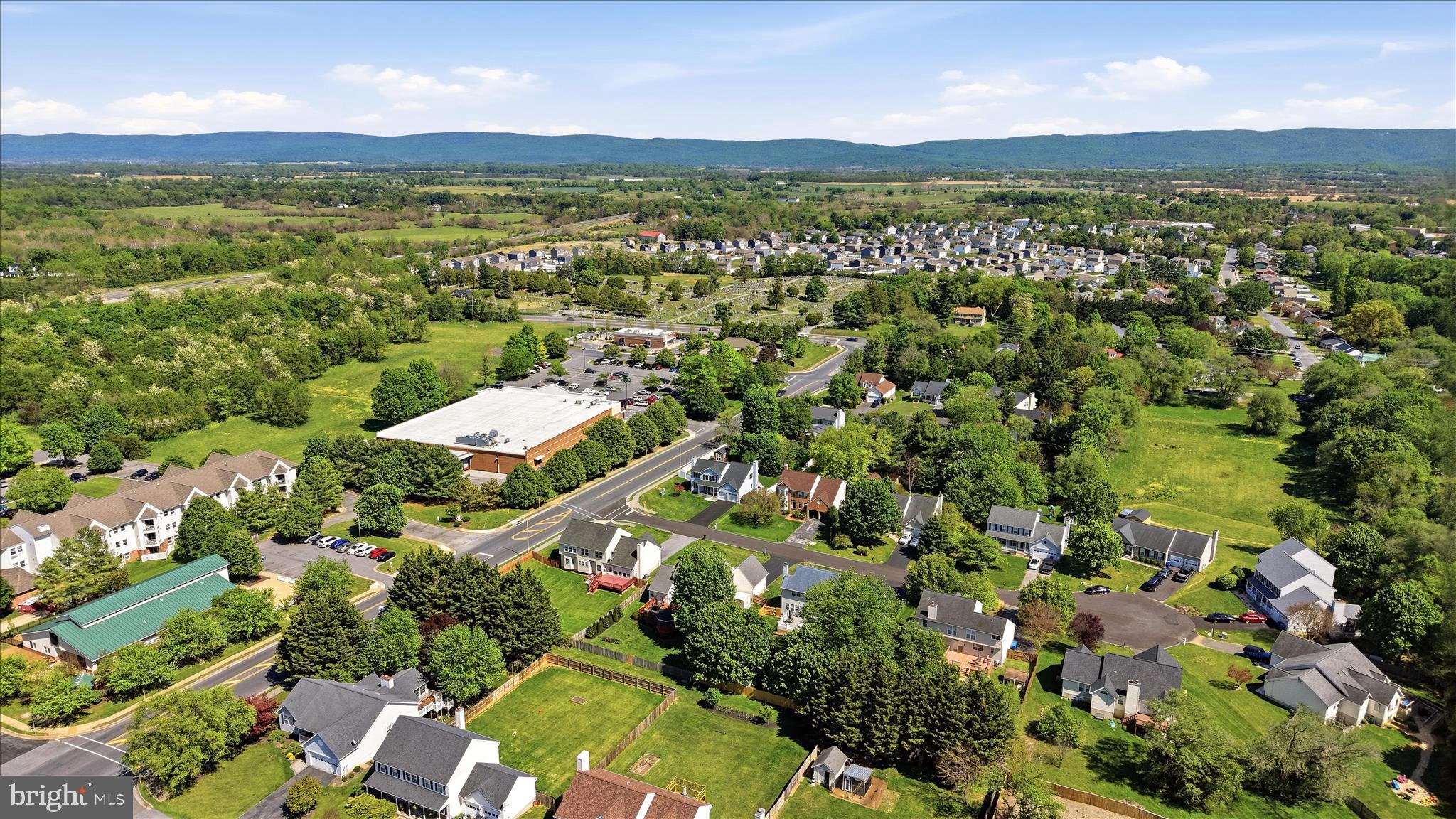 310 BRECKINRIDGE COURT