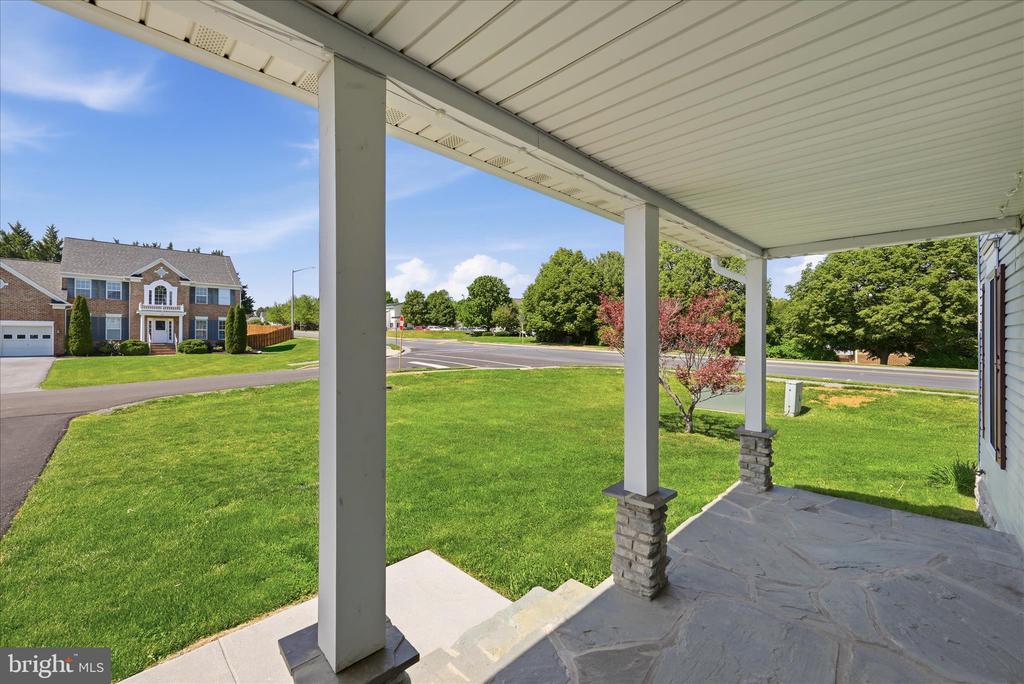 310 BRECKINRIDGE COURT