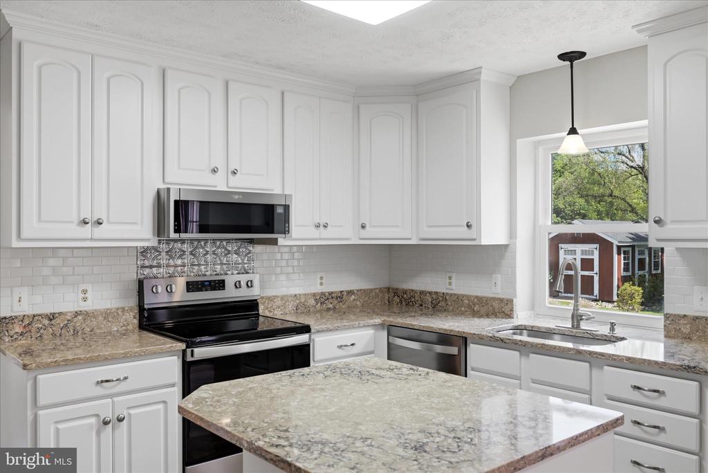 310 BRECKINRIDGE COURT
